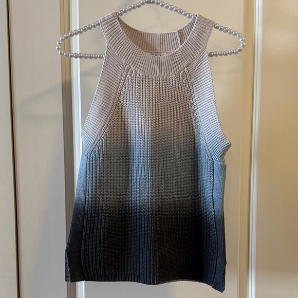 525 America Tops - EUC 525 100% Cotton Blue Ombre Dip Dyed Knit Sleeveless Top Size Medium